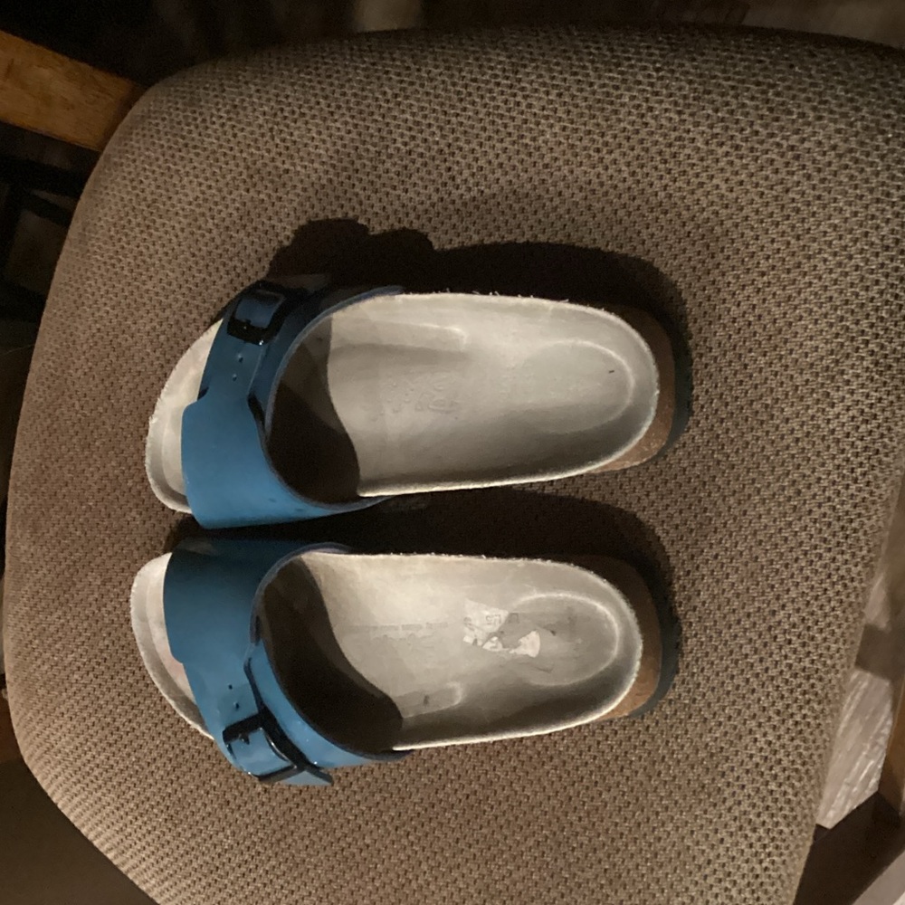 Women’s Blue Single-Buckle Slide Sandals